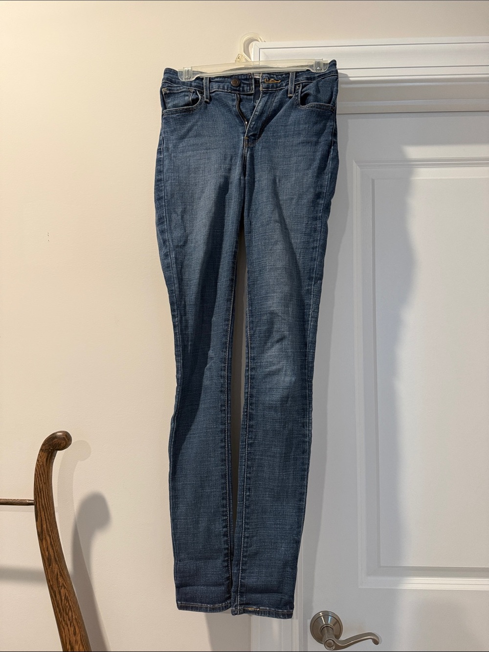 Levi's Women's Skinny Jeans in Medium Blue